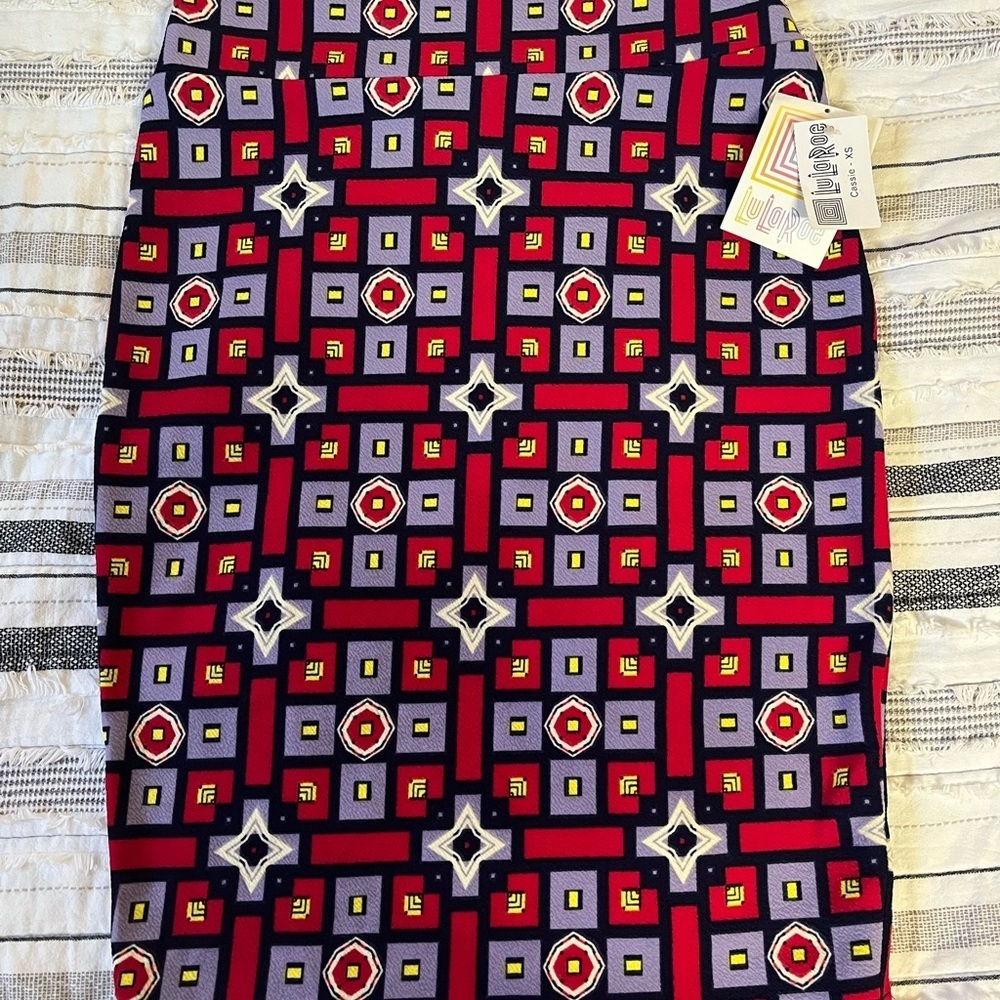 LuLaRoe Red and Purple Pencil Skirt Midi Casual